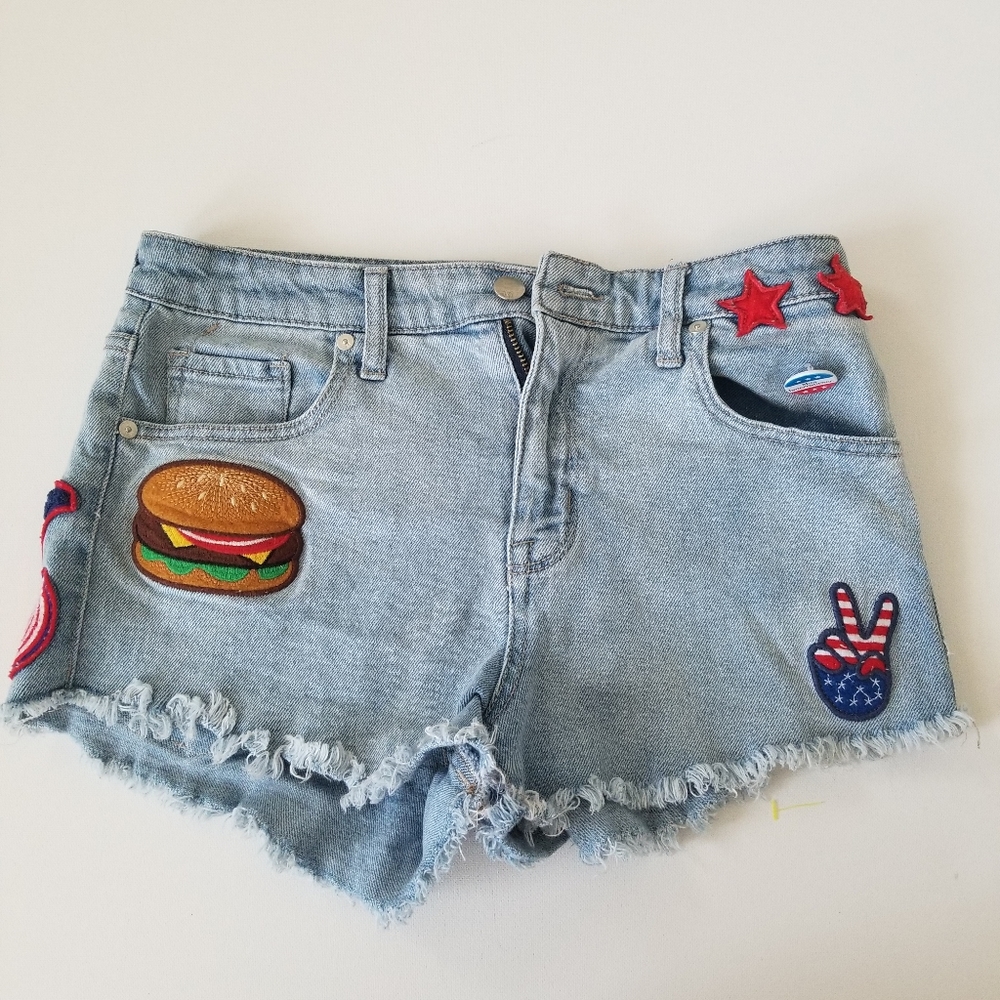 Mossimo Denim High Rise Appliqued Shorts Sz 8